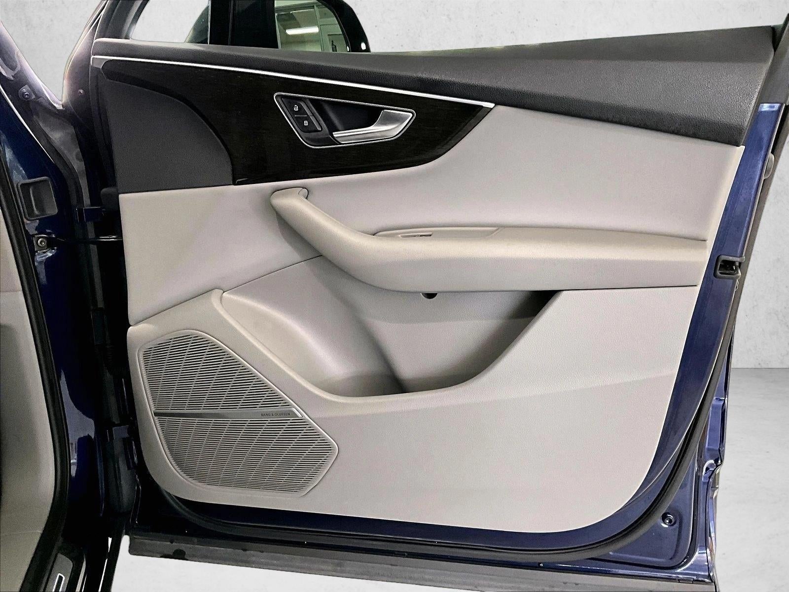 2022 Audi Q7 Premium Plus 55 TFSI quattro Tiptronic