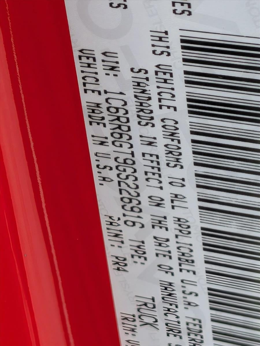 2016 RAM 1500 2WD Quad Cab 6.4 Ft Box SLT