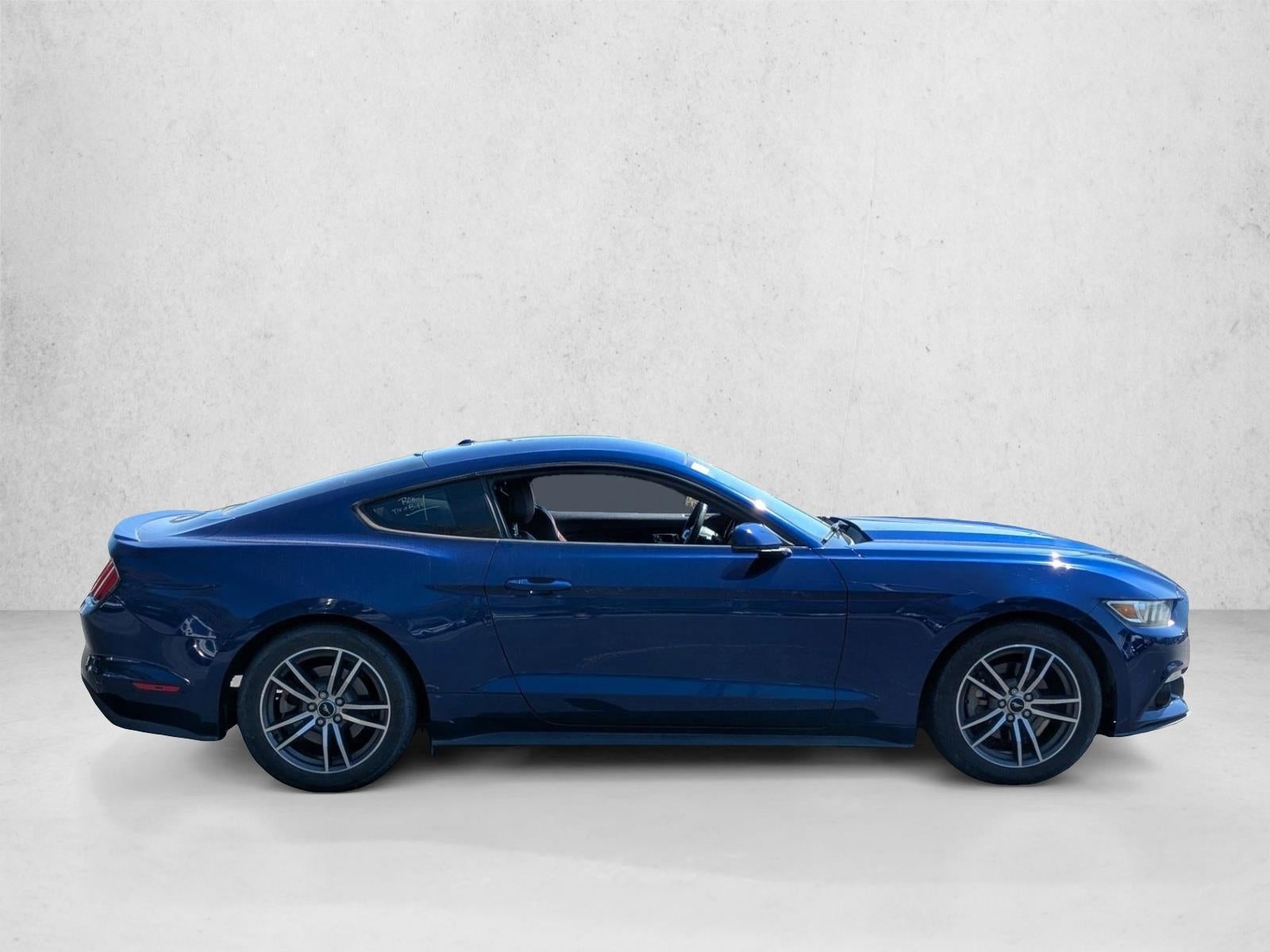 2016 Ford Mustang 2dr Fastback EcoBoost Premium