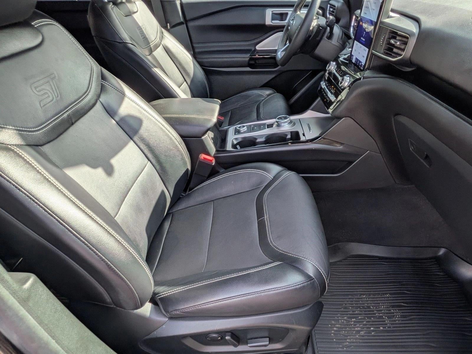 2023 Ford Explorer ST 4WD