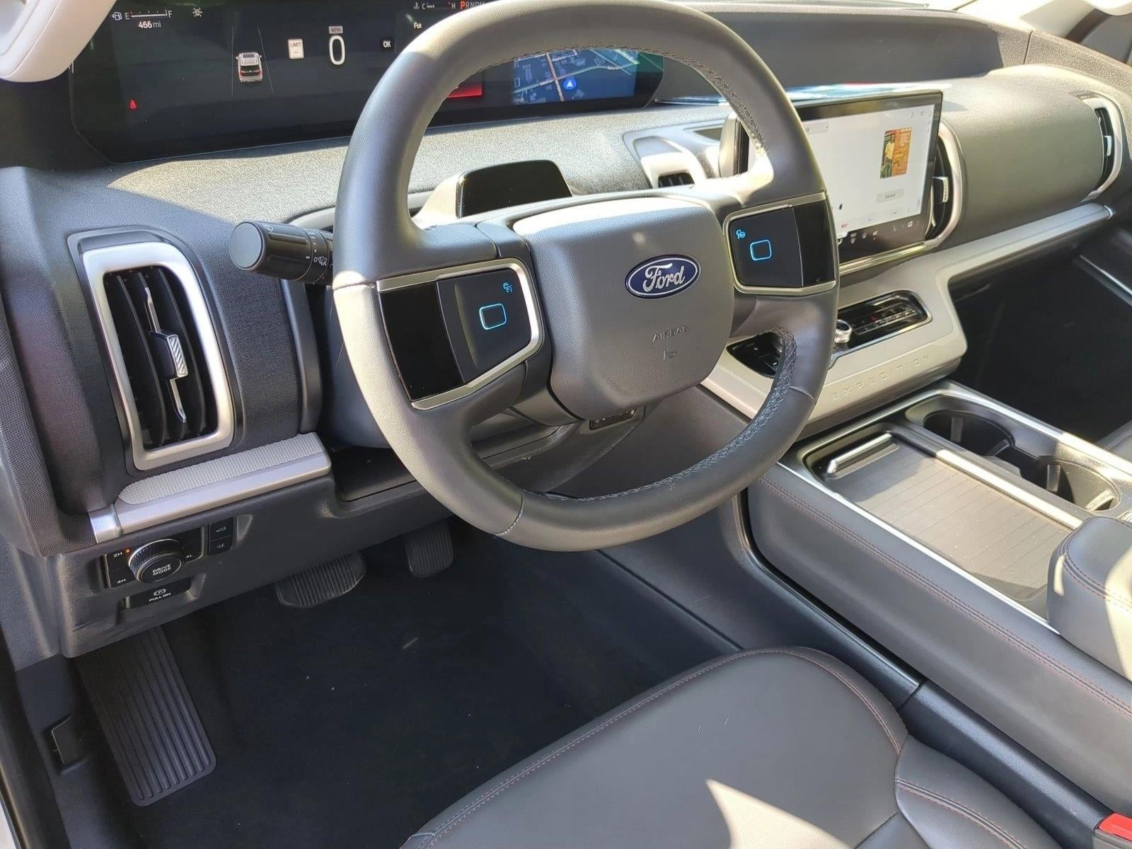 2025 Ford Expedition Max Active 4x4