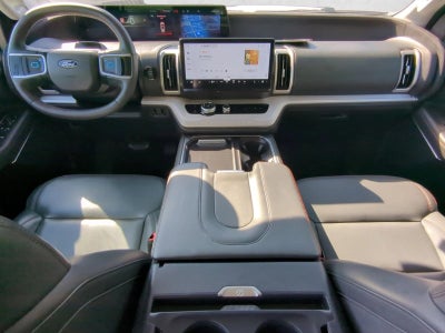 2025 Ford Expedition Max Active 4x4