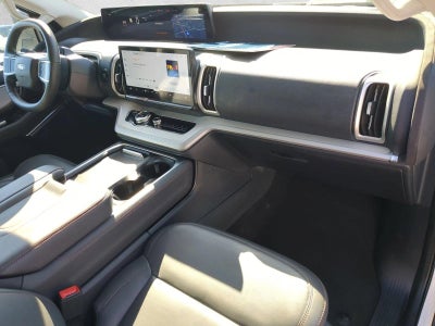 2025 Ford Expedition Max Active 4x4