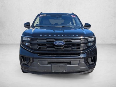 2025 Ford Expedition Active 4x4