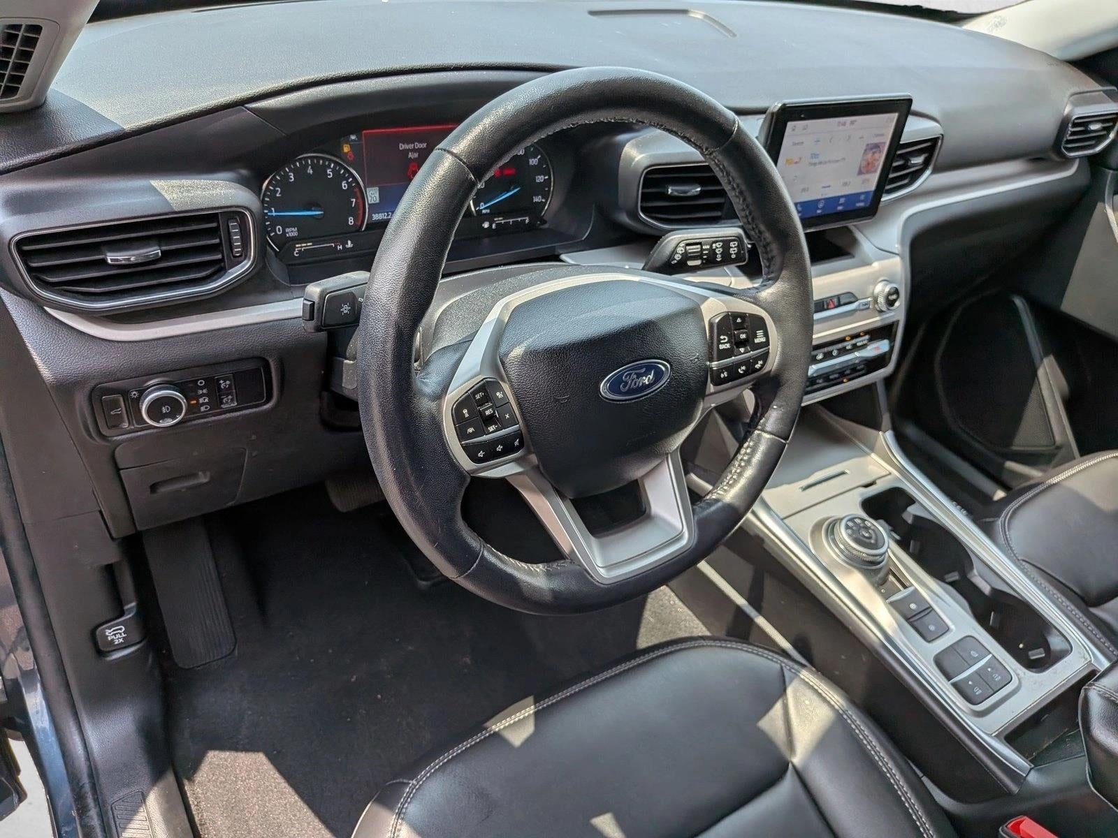 2023 Ford Explorer XLT RWD