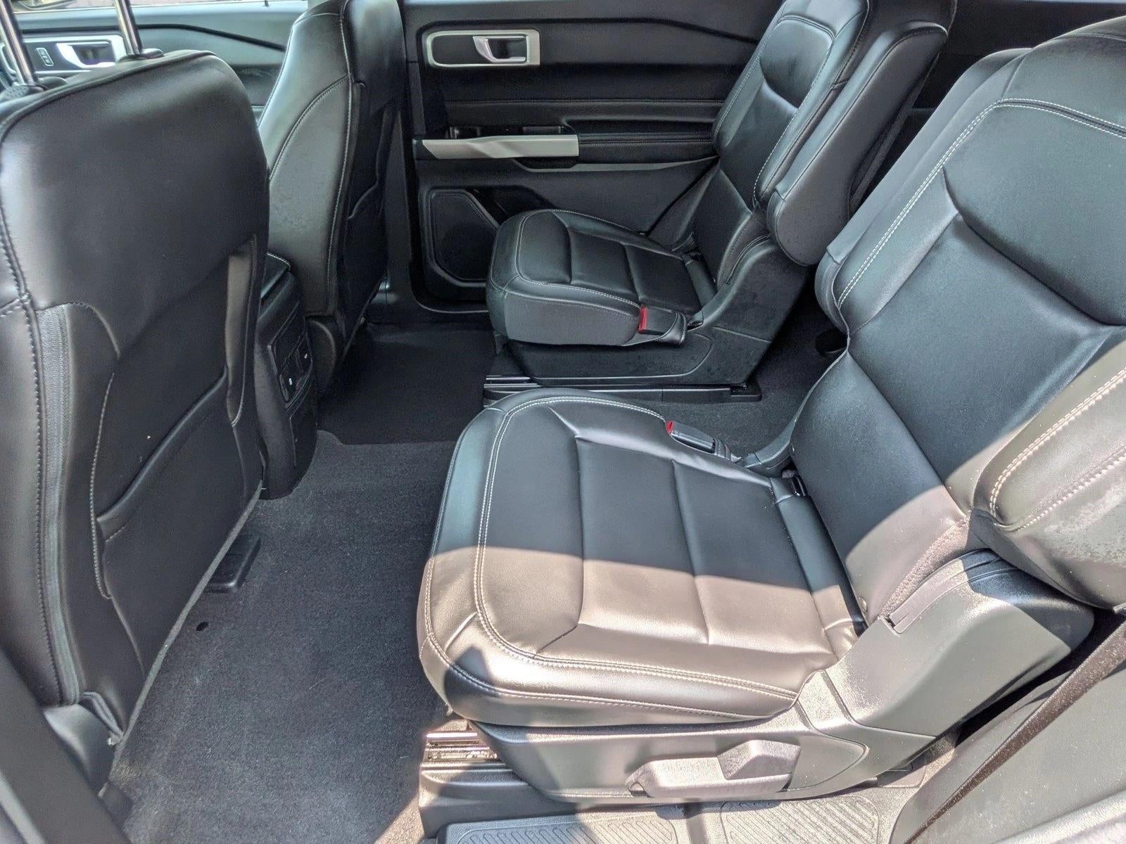 2023 Ford Explorer XLT RWD