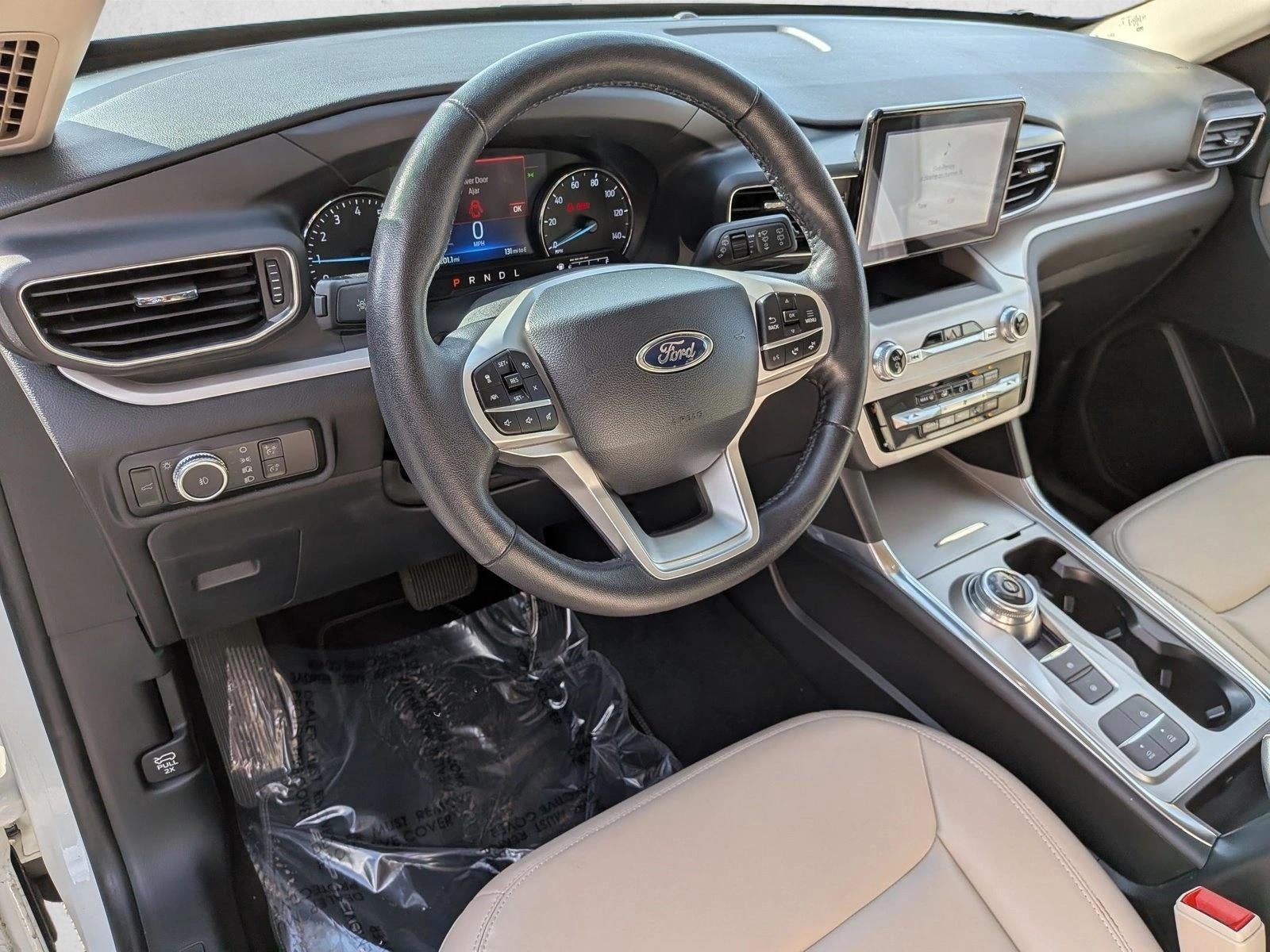 2023 Ford Explorer XLT RWD