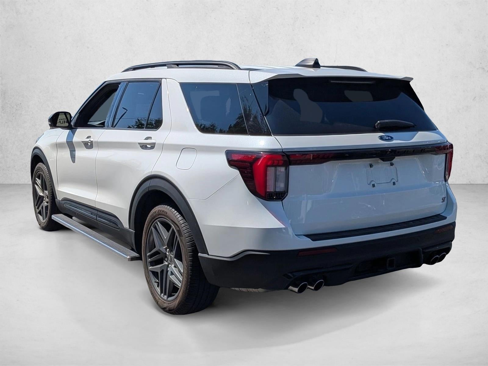 2025 Ford Explorer ST RWD