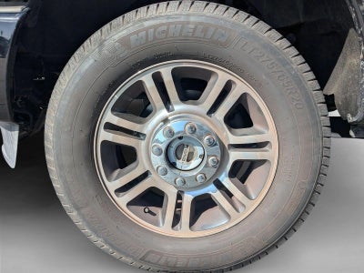 2016 Ford Super Duty F-250 SRW 4WD Crew Cab 6-3/4 Ft Box Platinum