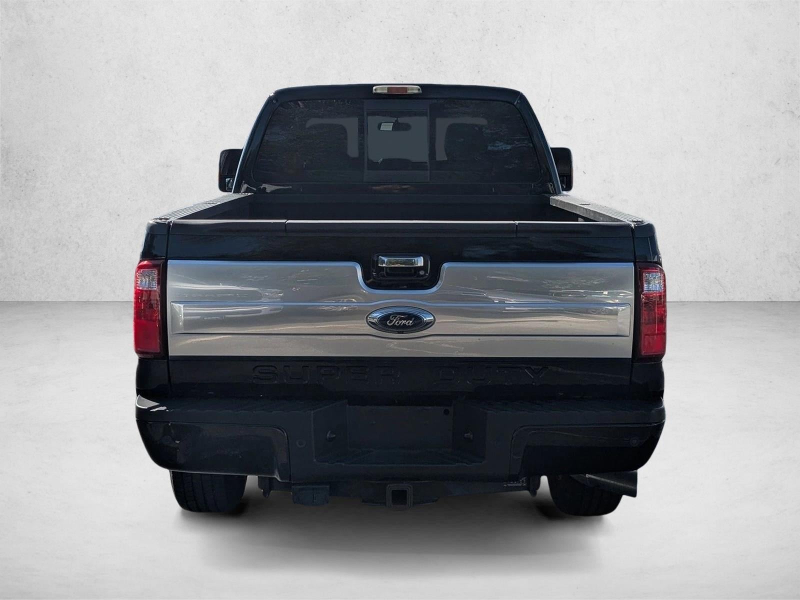 2016 Ford Super Duty F-250 SRW 4WD Crew Cab 6-3/4 Ft Box Platinum