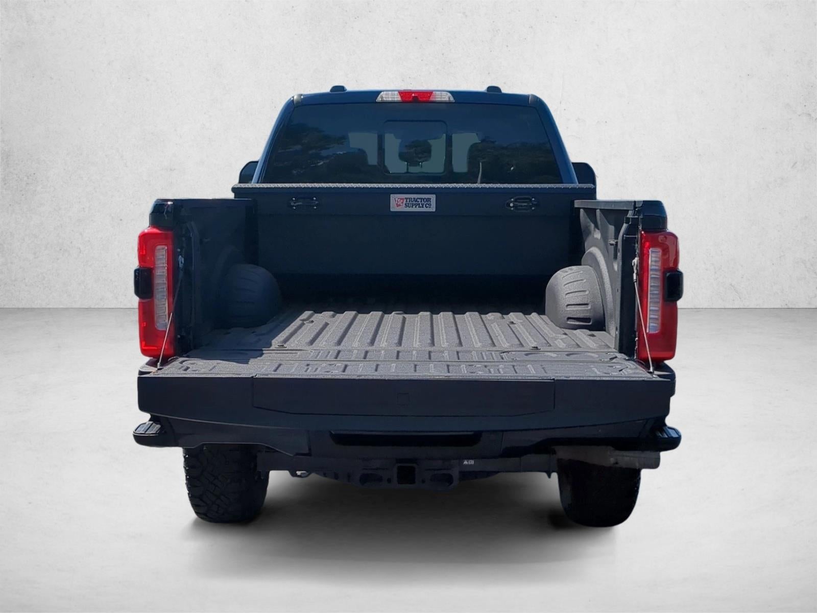 2025 Ford Super Duty F-250 SRW LARIAT 4WD Crew Cab 6.75' Box