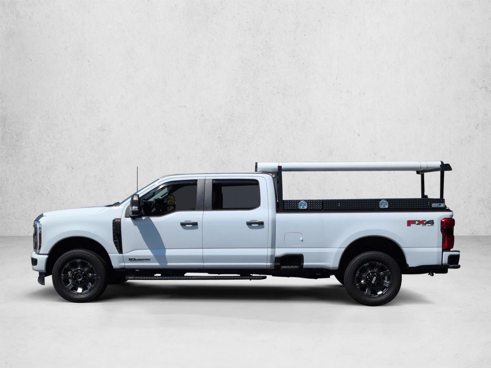 2024 Ford Super Duty F-350 SRW XL 4WD Crew Cab 6.75' Box