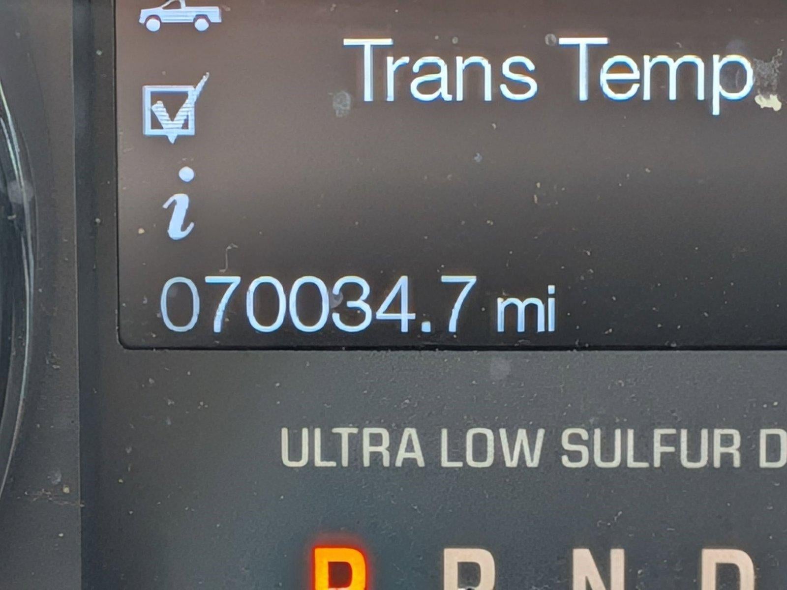 2015 Ford Super Duty F-350 SRW 4WD Crew Cab 6-3/4 Ft Box Lariat