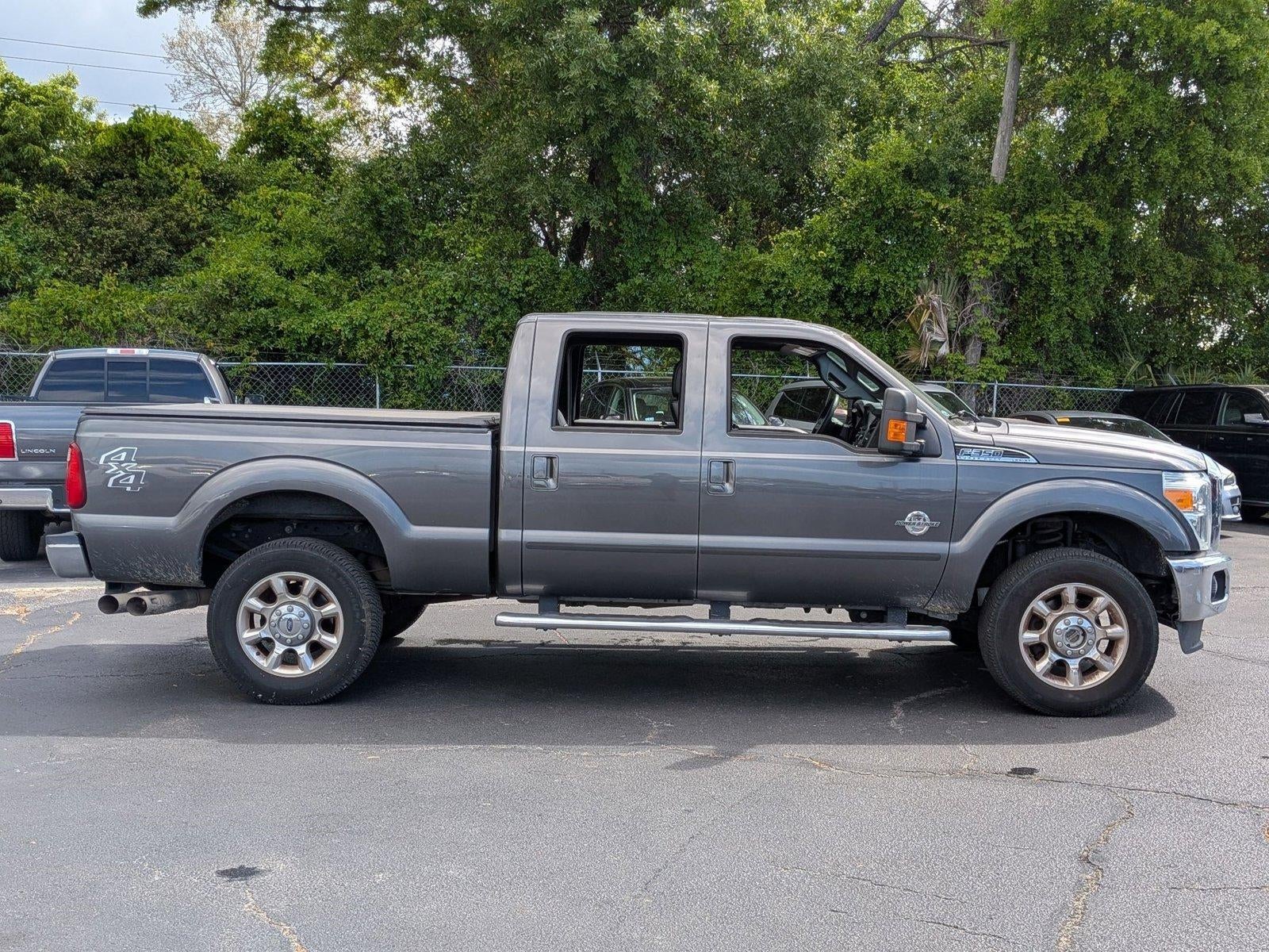 2015 Ford Super Duty F-350 SRW 4WD Crew Cab 6-3/4 Ft Box Lariat