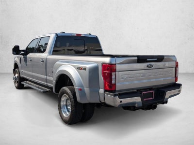 2022 Ford Super Duty F-350 DRW LARIAT 4WD Crew Cab 8' Box