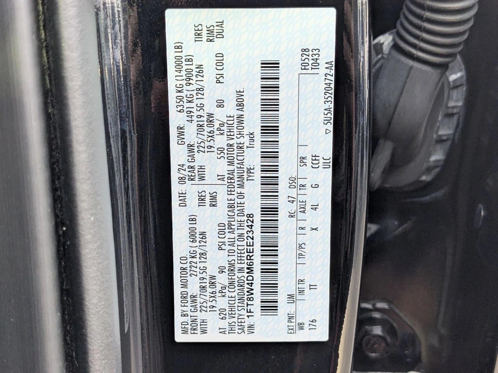 2024 Ford Super Duty F-450 DRW Limited 4WD Crew Cab 8' Box