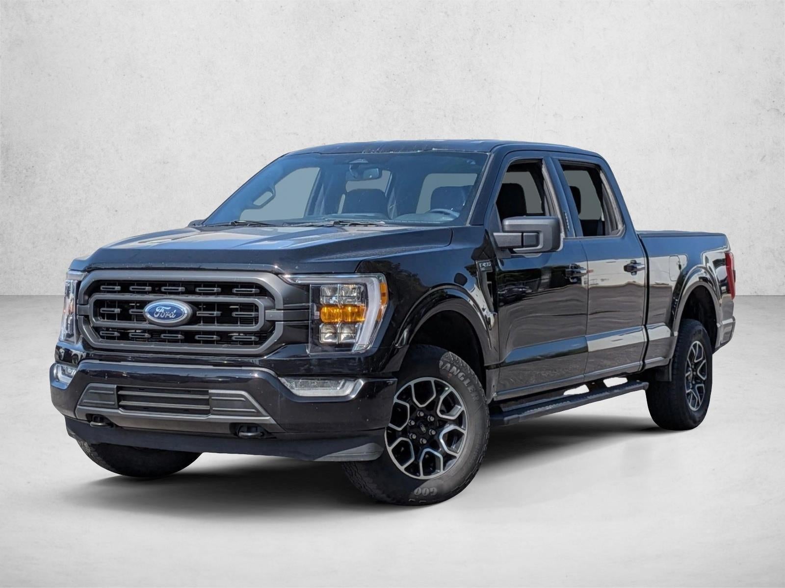 2022 Ford F-150 XLT 4WD SuperCrew 5.5' Box