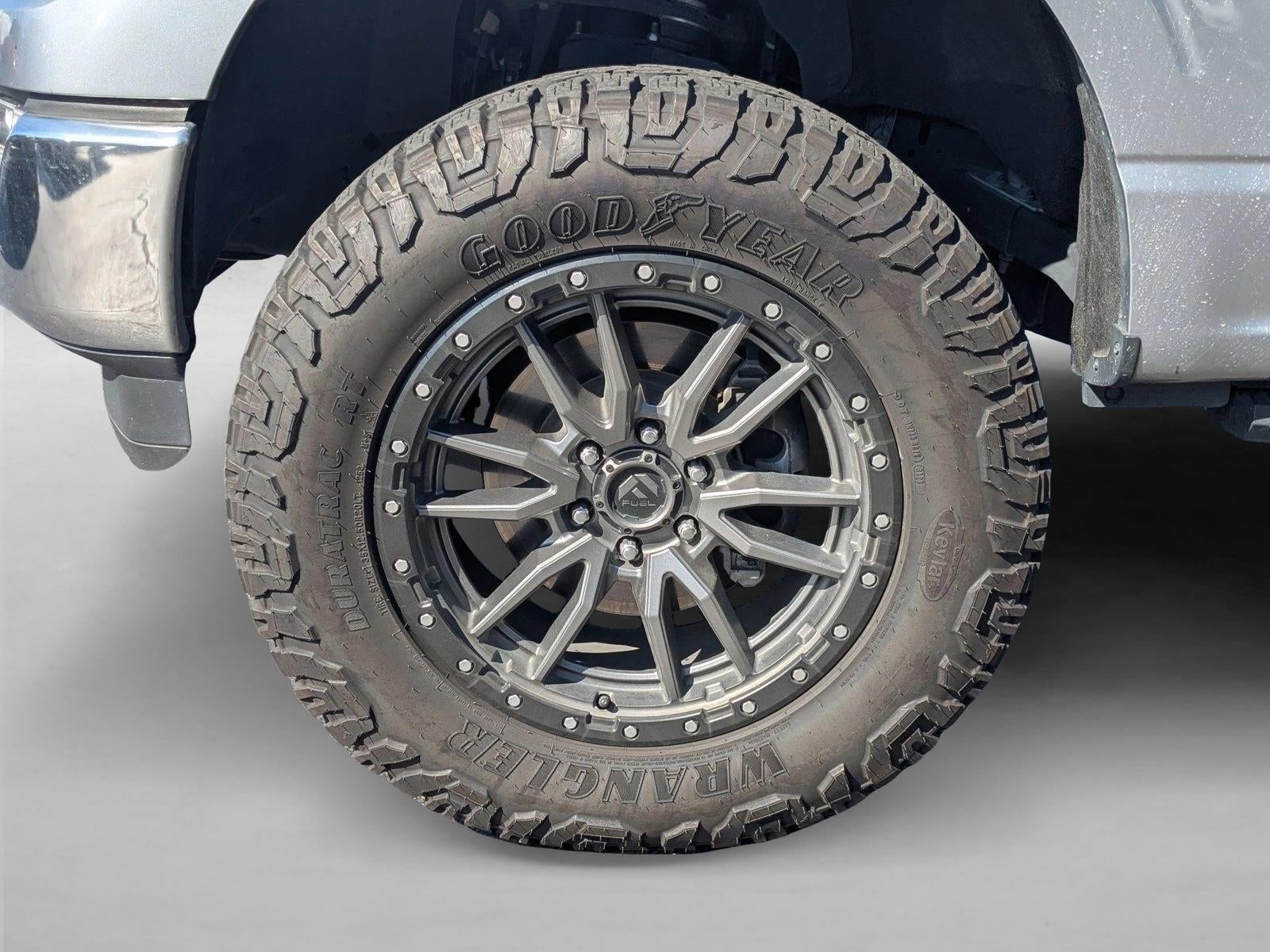 2022 Ford F-150 LARIAT 4WD SuperCrew 5.5' Box