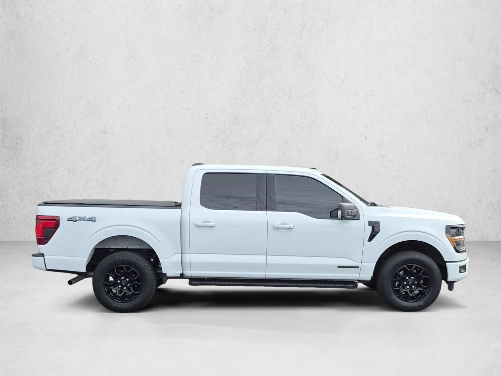 2024 Ford F-150 XLT 4WD SuperCrew 5.5' Box