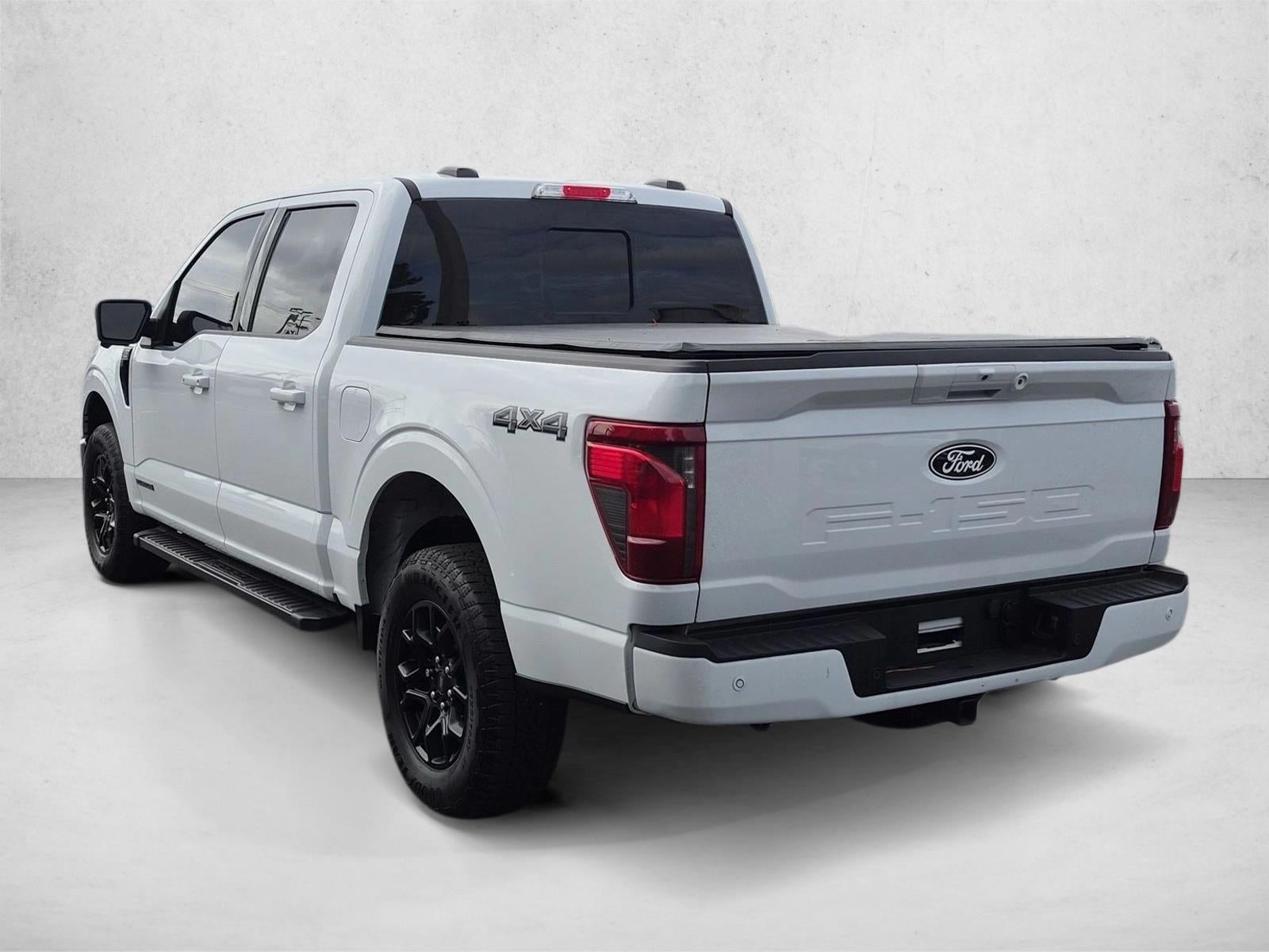 2024 Ford F-150 XLT 4WD SuperCrew 5.5' Box