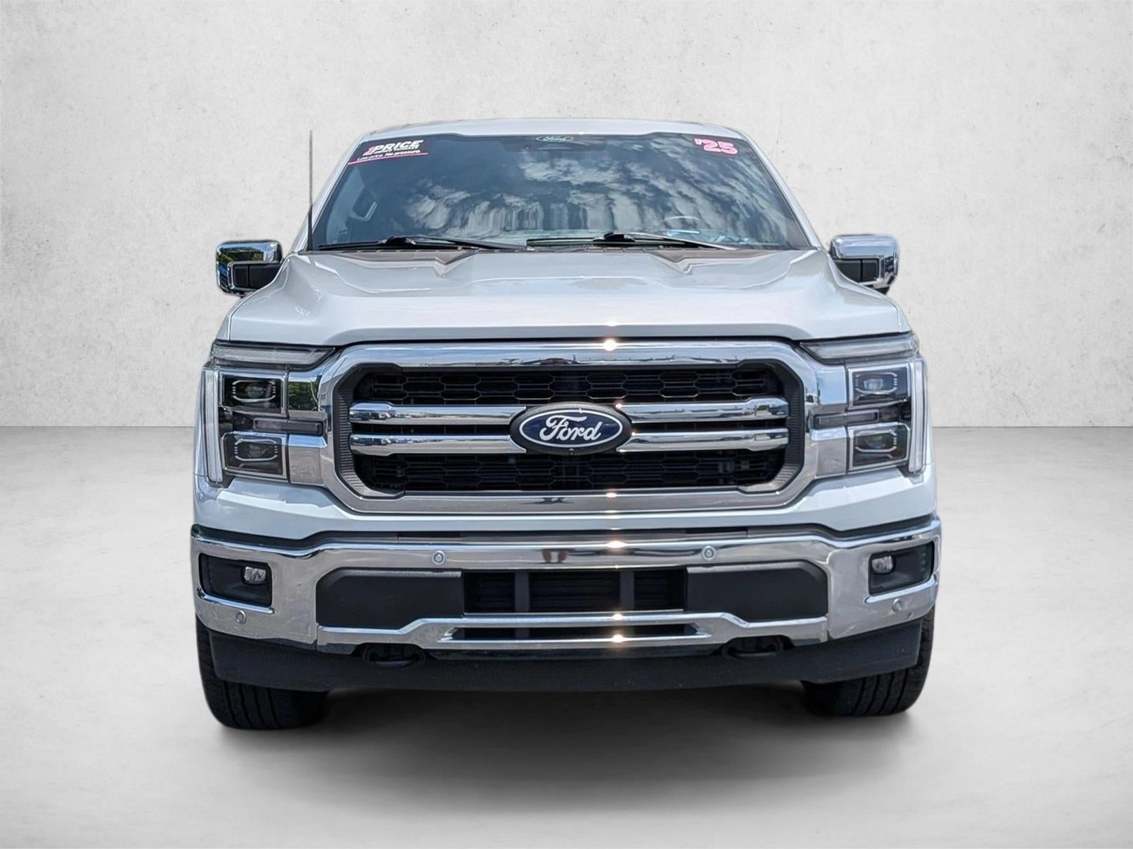 2025 Ford F-150 LARIAT 4WD SuperCrew 5.5' Box