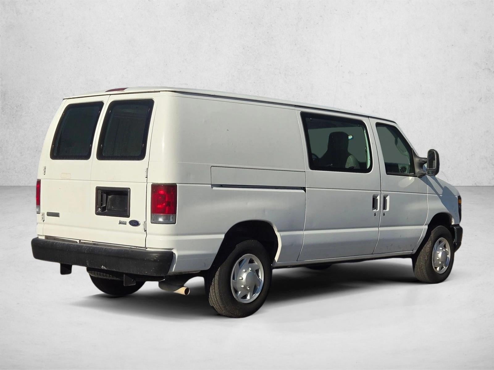 2009 Ford Econoline Cargo Van E-150 Commercial