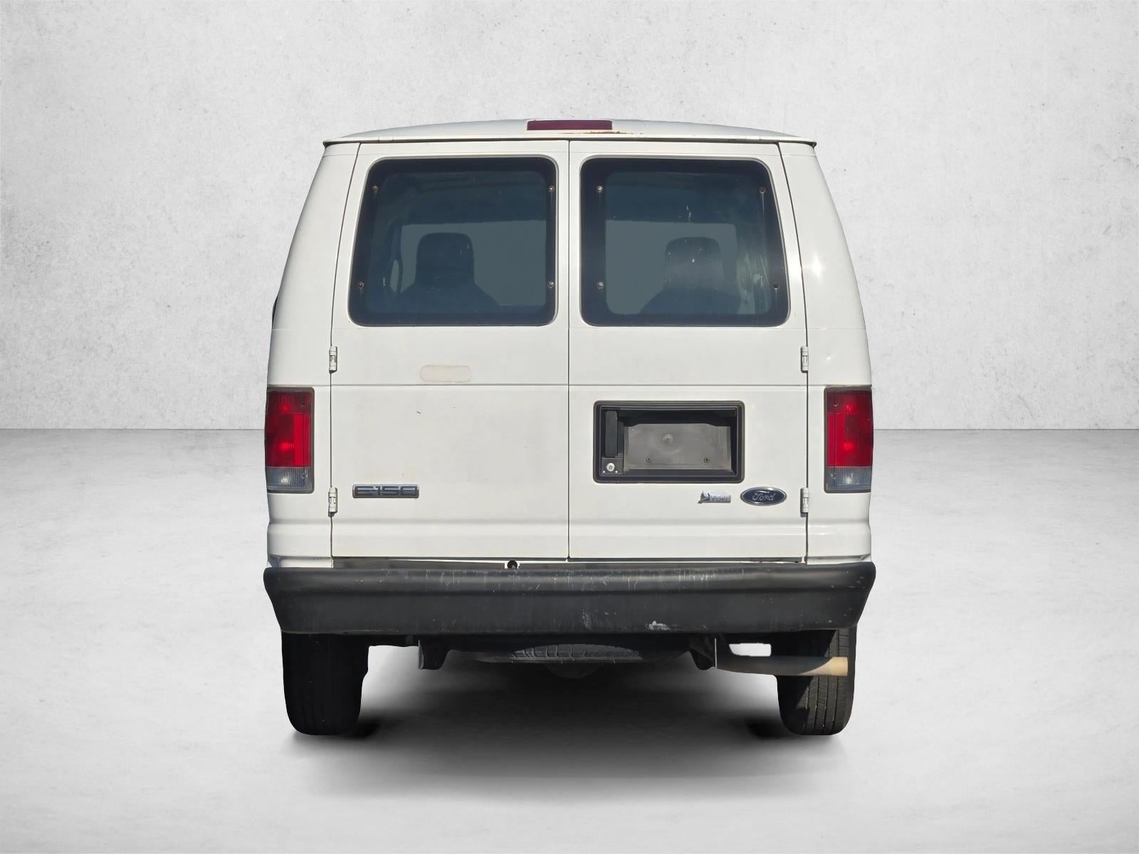 2009 Ford Econoline Cargo Van E-150 Commercial