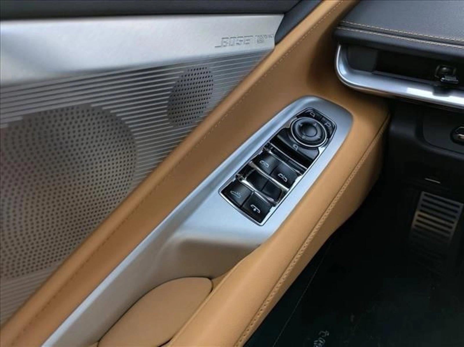 2025 Chevrolet Corvette Stingray Convertible 2LT