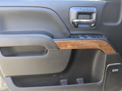 2018 Chevrolet Silverado 3500 HD Crew Cab Long Box 4-Wheel Drive High Country