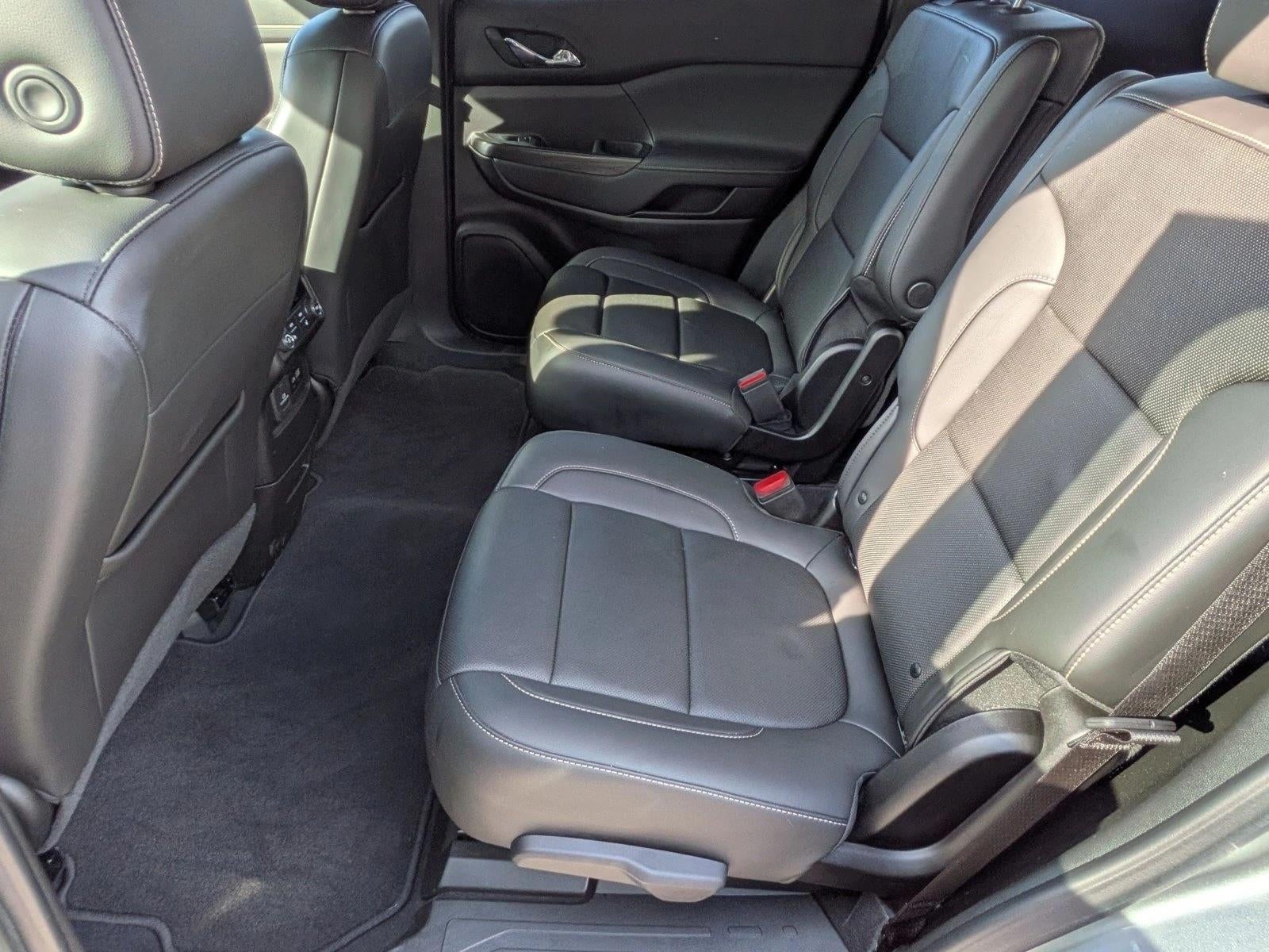 2023 GMC Acadia AWD SLT