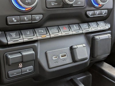 2023 GMC Sierra 2500 HD Crew Cab Standard Box 4-Wheel Drive Denali