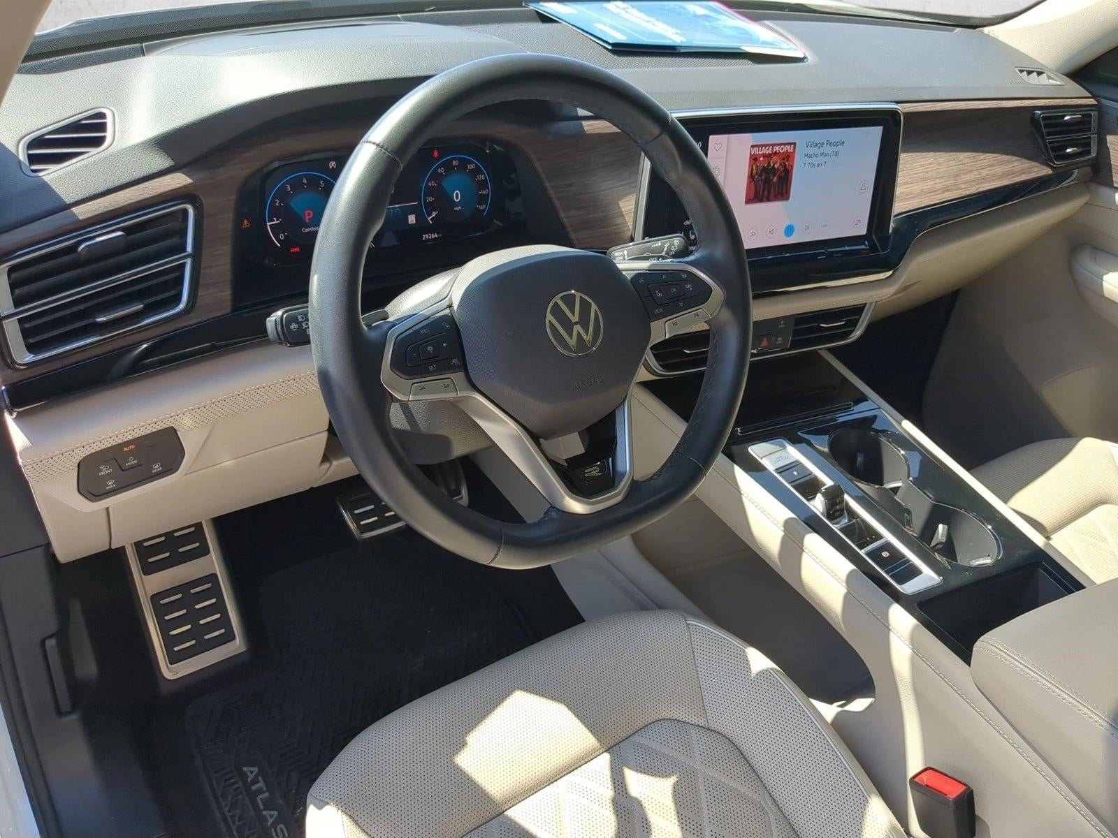 2024 Volkswagen Atlas 2.0T SEL Premium R-Line 4MOTION