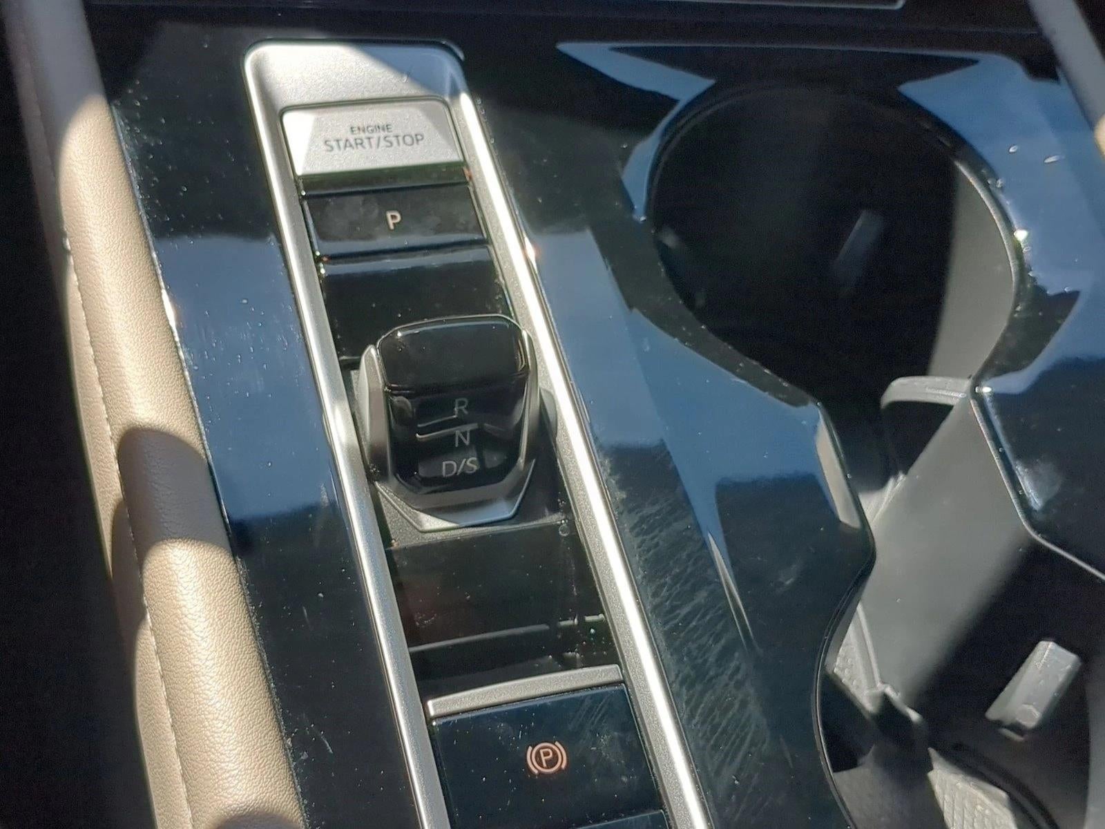 2024 Volkswagen Atlas 2.0T SEL Premium R-Line 4MOTION