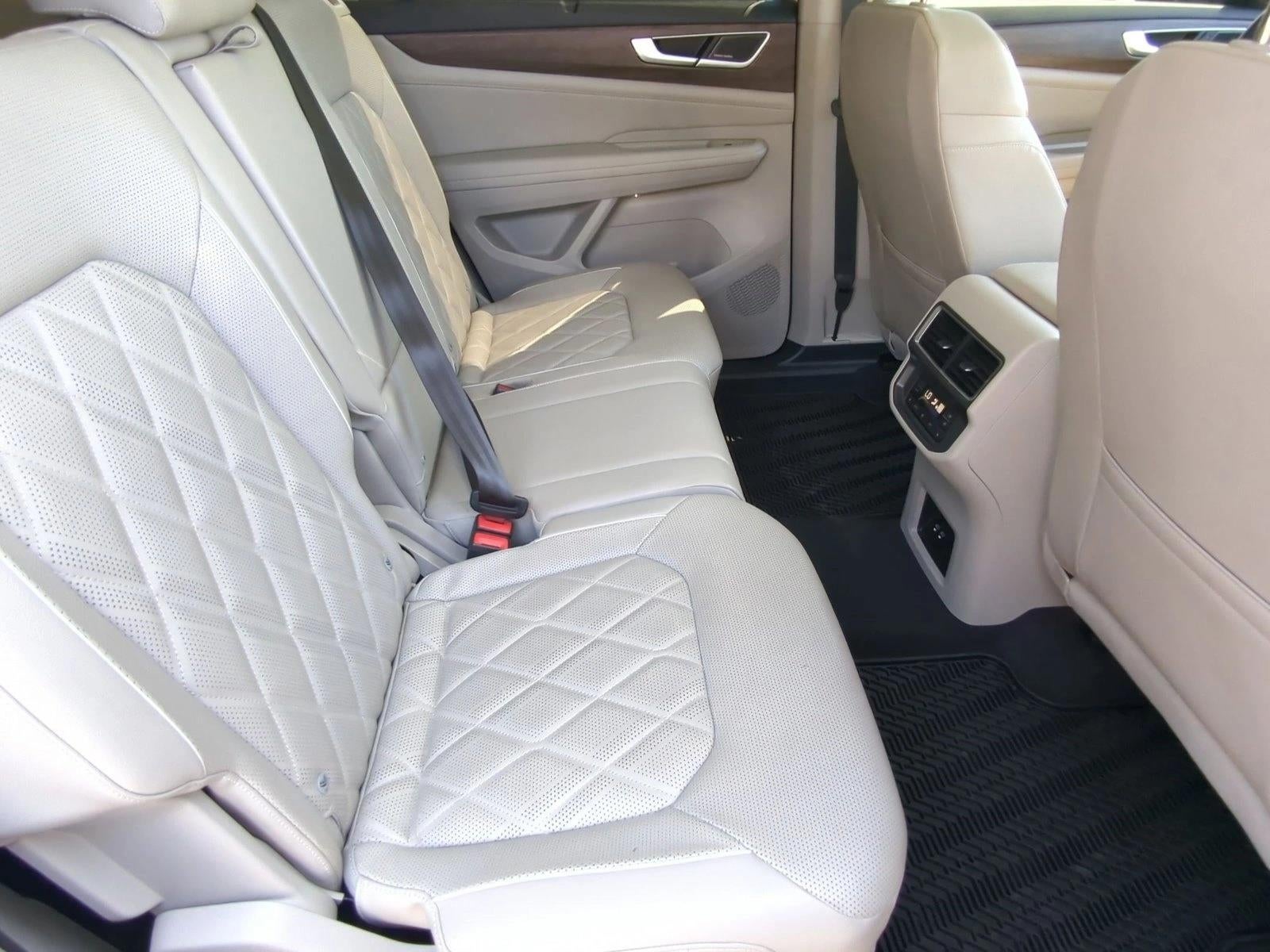 2024 Volkswagen Atlas 2.0T SEL Premium R-Line 4MOTION