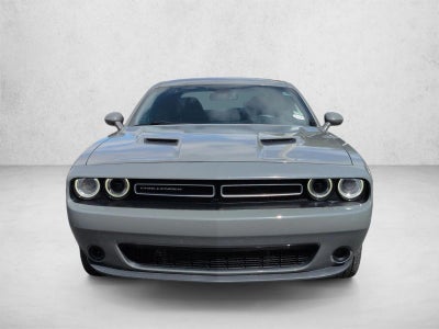 2018 Dodge Challenger SXT RWD