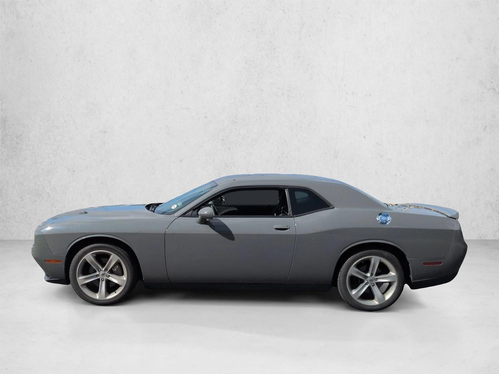 2018 Dodge Challenger SXT RWD