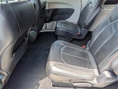 2020 Chrysler Pacifica Touring L FWD