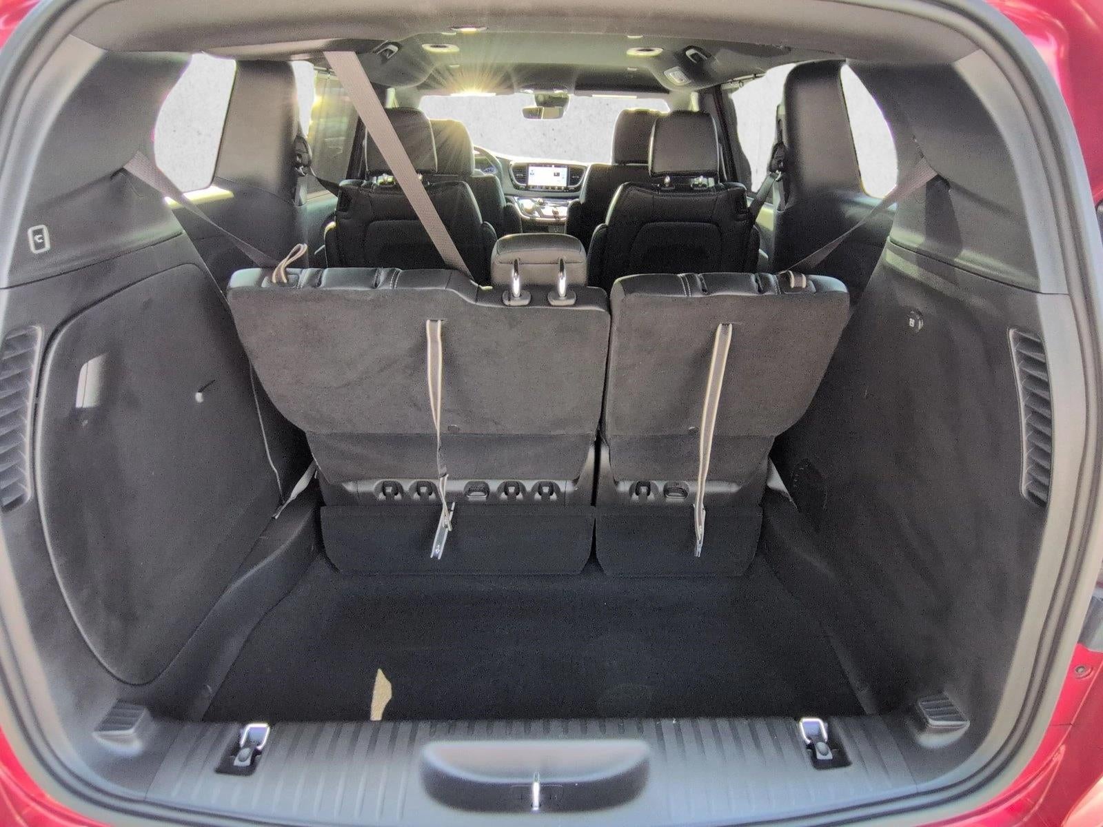 2026 Chrysler Voyager LX FWD