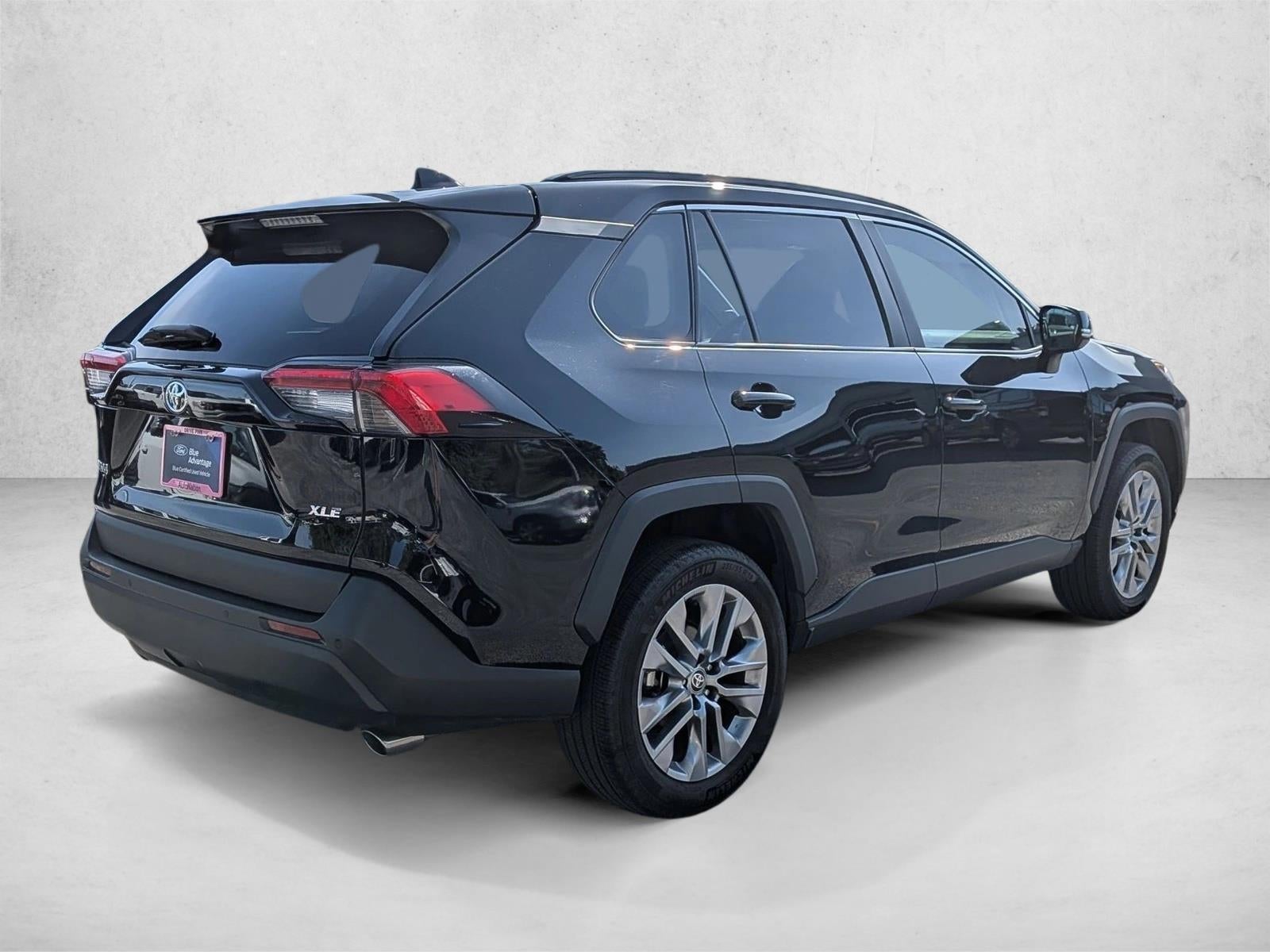 2023 Toyota RAV4 XLE Premium FWD (Natl)