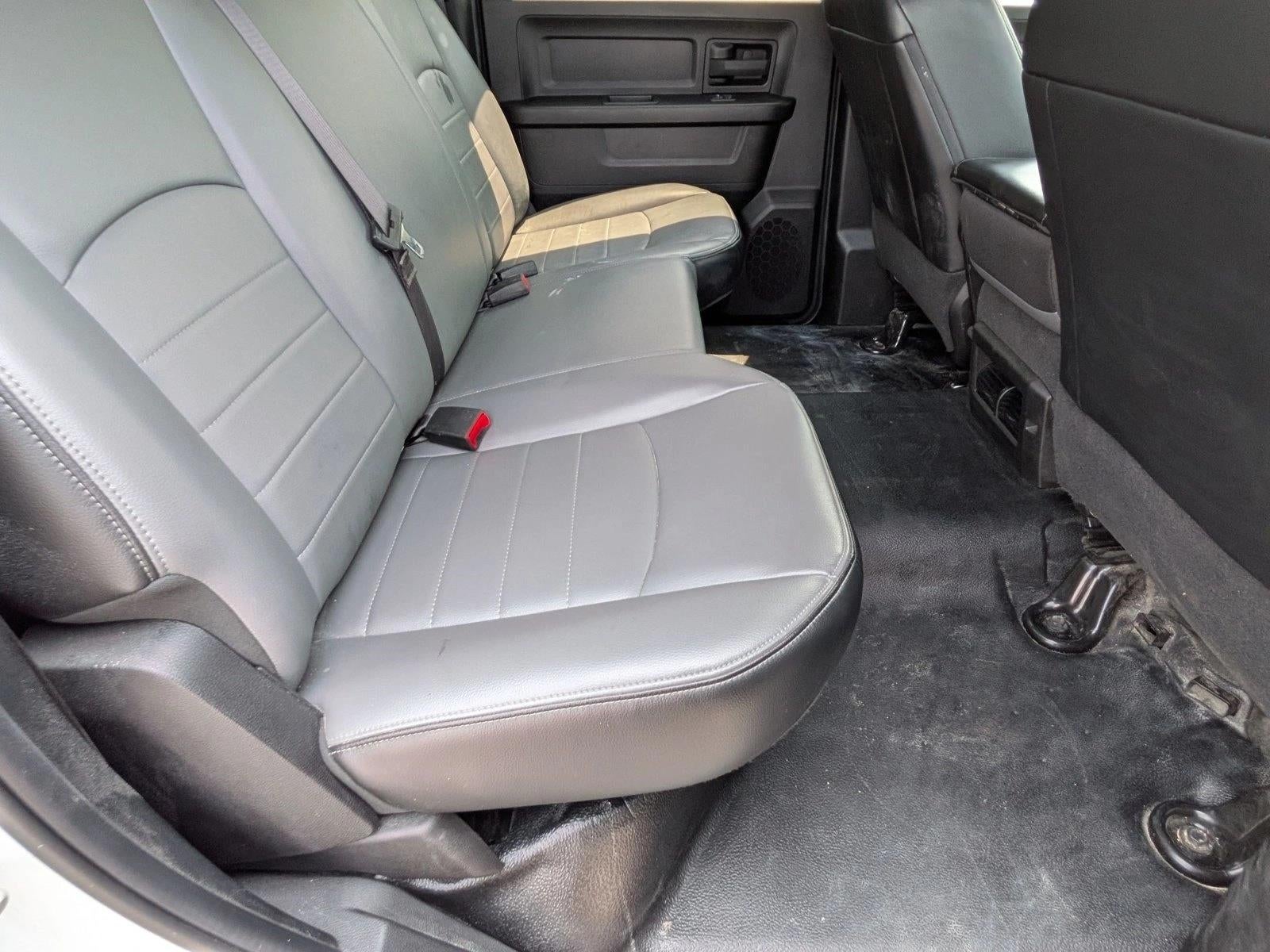 2023 RAM 1500 Classic Tradesman 4x4 Crew Cab 5'7" Box
