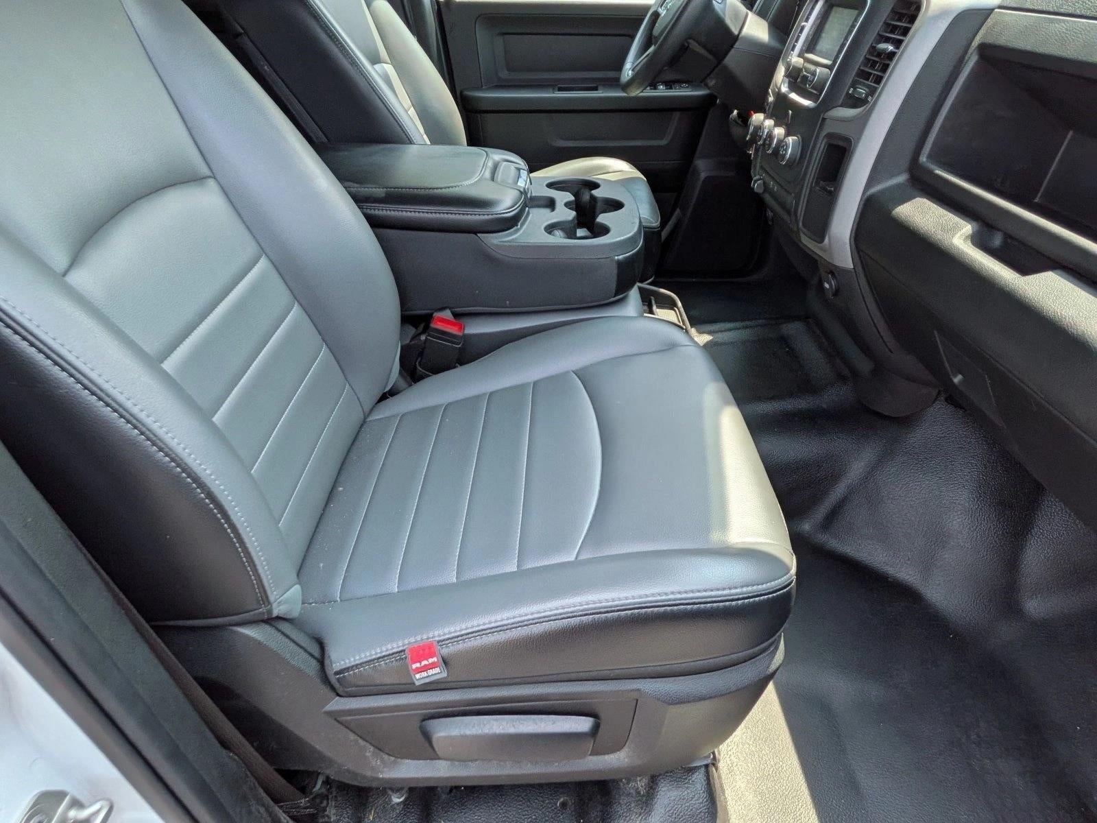 2023 RAM 1500 Classic Tradesman 4x4 Crew Cab 5'7" Box