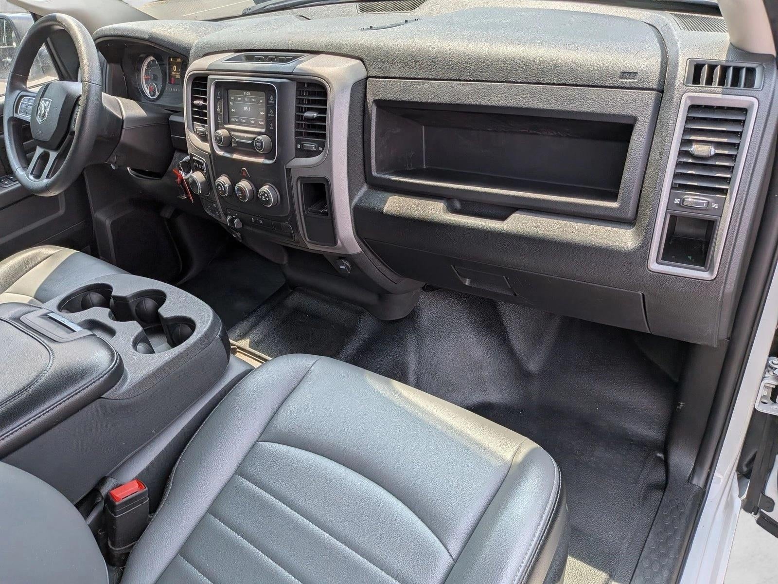 2023 RAM 1500 Classic Tradesman 4x4 Crew Cab 5'7" Box