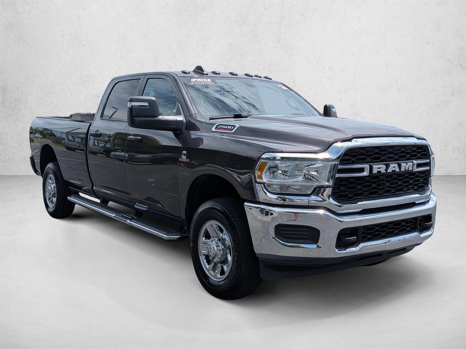 2024 RAM 2500 Tradesman 4x4 Crew Cab 8' Box