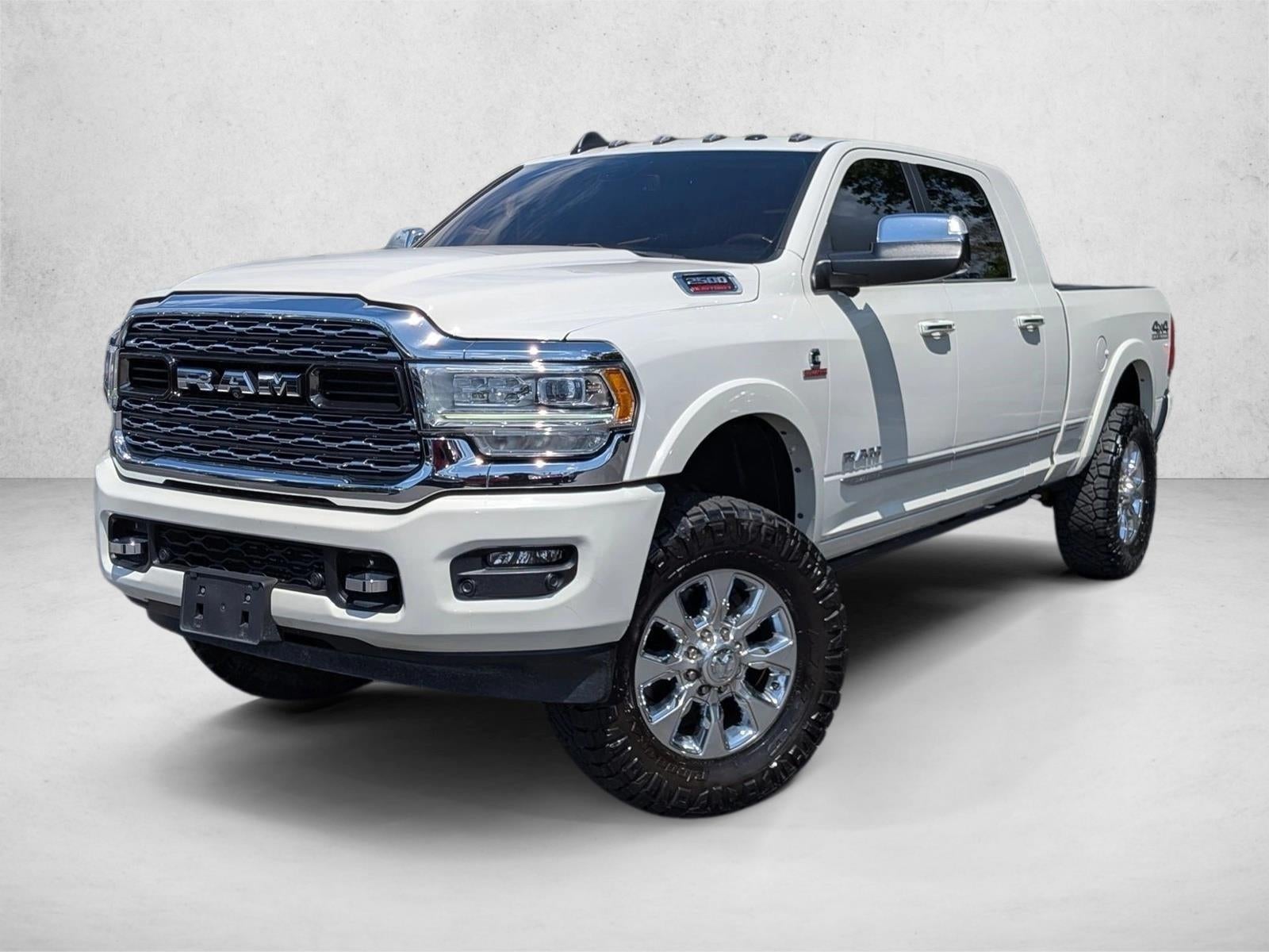 2022 RAM 2500 Limited 4x4 Mega Cab 6'4" Box