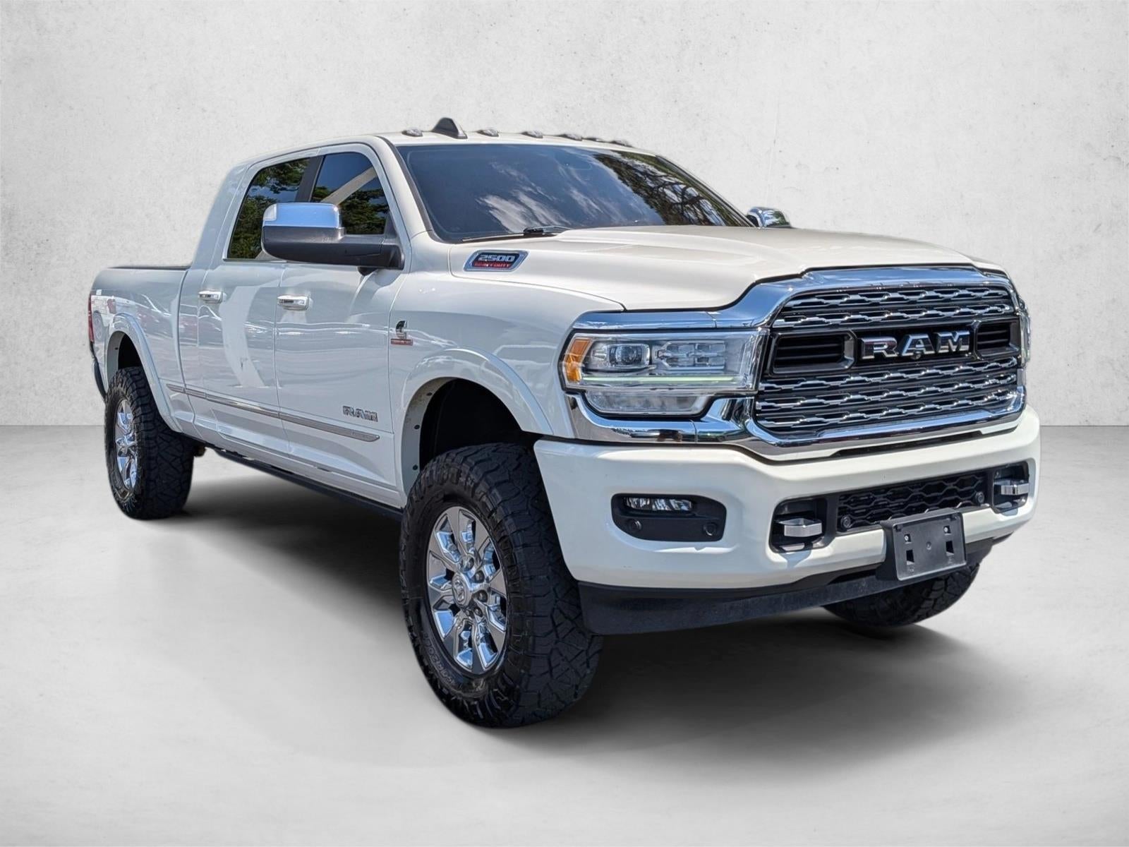 2022 RAM 2500 Limited 4x4 Mega Cab 6'4" Box
