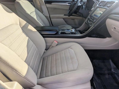 2020 Ford Fusion SE FWD