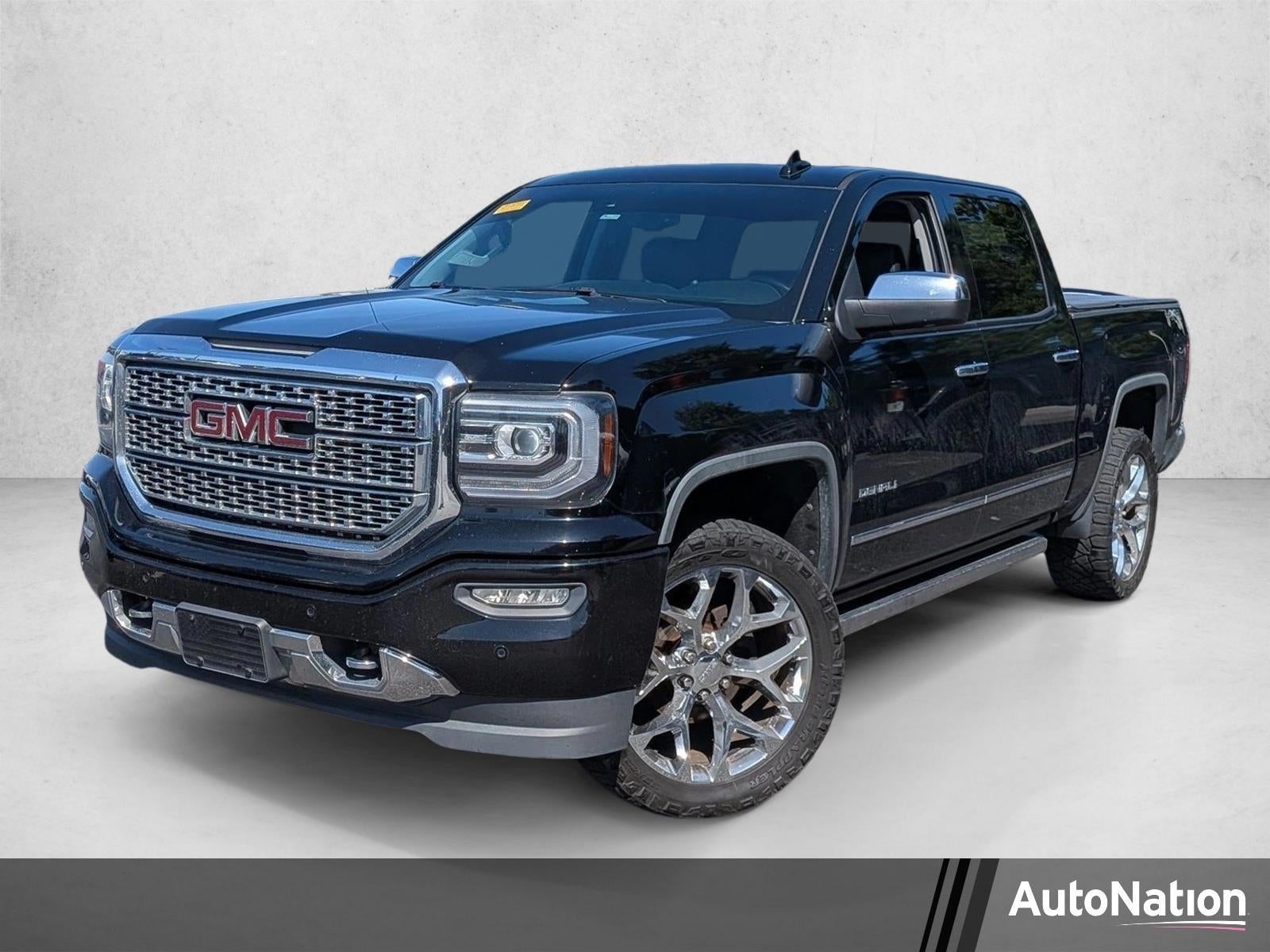2017 GMC Sierra 1500 Crew Cab Short Box 4-Wheel Drive Denali