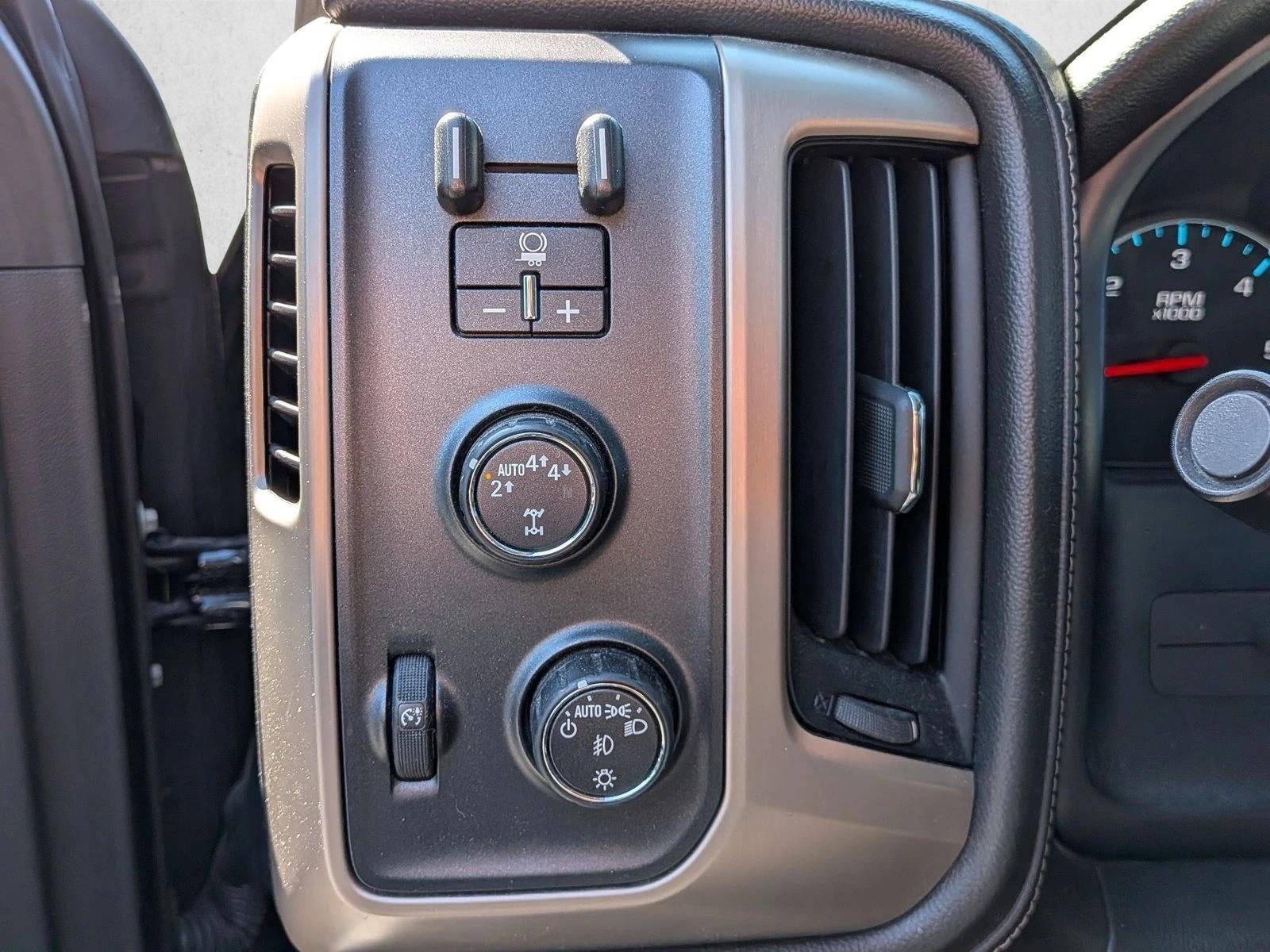 2017 GMC Sierra 1500 Crew Cab Short Box 4-Wheel Drive Denali