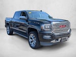 2017 GMC Sierra 1500 Crew Cab Short Box 4-Wheel Drive Denali
