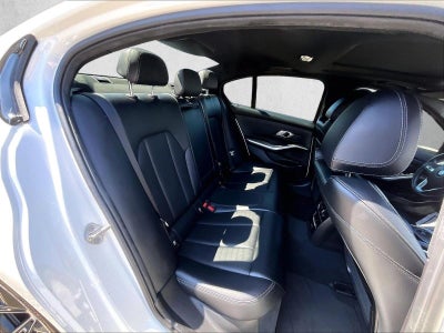 2023 BMW 330i Sedan